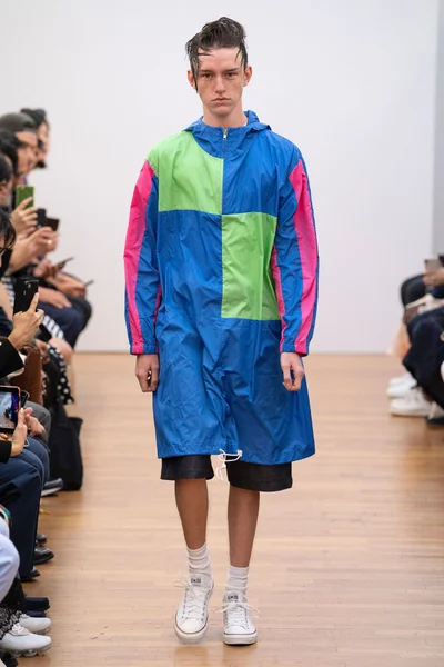 Look 7